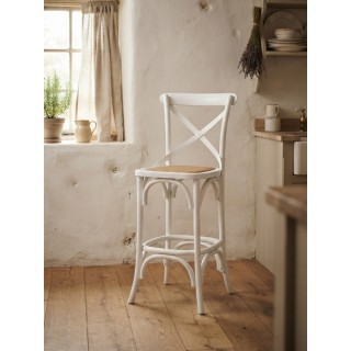 Sgabello alto in legno laccato bianco con seduta in rattan naturale – Stile country chic